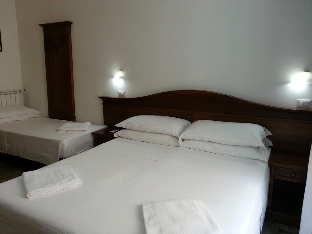 Guesthouse Alex II Rome Exterior photo