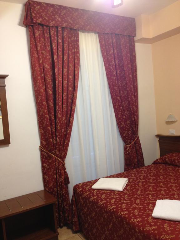 Guesthouse Alex II Rome Room photo